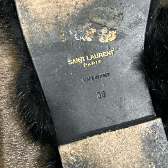 Saint Laurent Bleach fur sandals in black - Picture 8 of 8